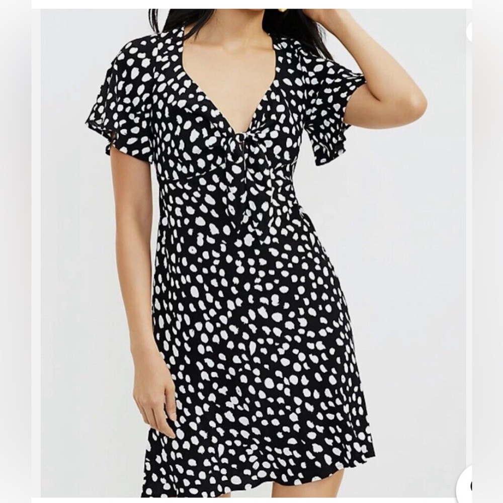 NWT LOFT Polka Dot front tie dress